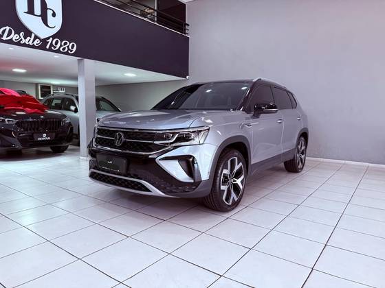 VOLKSWAGEN TAOS 1.4 250 TSI TOTAL FLEX HIGHLINE AUTOMÁTICO